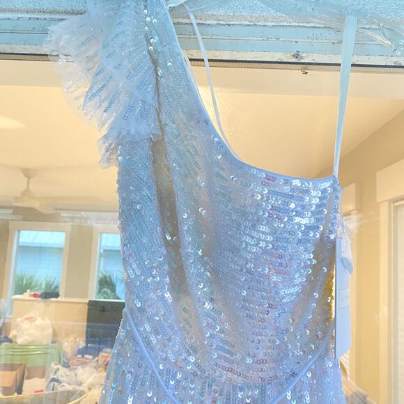 Mac Duggal 5565 Sequin Flutter Sleeve One Shoulder A Line White Gown 0 - Picture 5 of 9